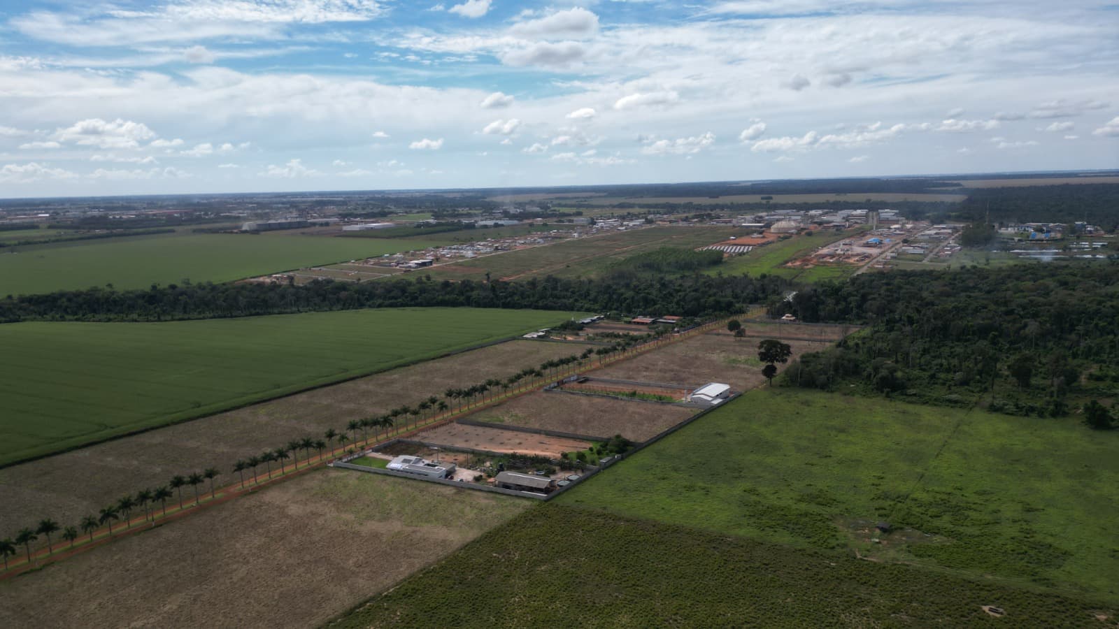Vista aérea do topo